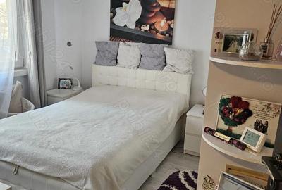 Apartament cu 3 camere decomandat în Central - 3