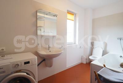 Vila cocheta in cartier rezidential cu piscina comuna, garaj - 16