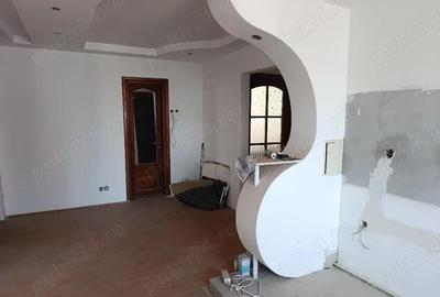 Apartament cu 3 camere decomandat în Precista - 11