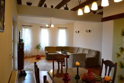 Giroc - Vatra satului- casa parter - 3 camere- 130 mp utili - 2