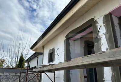 Casa cu 3 dormitoare, 2 bai, toate utilitatile, zona Selgros - 10