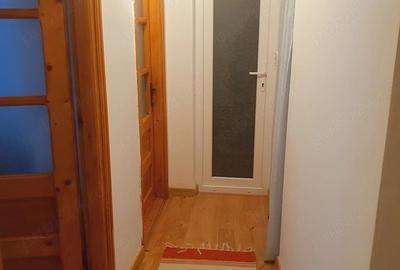 Apartament cu 4 camere decomandat în Central - 1