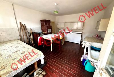 De vânzare casă familială în centrul satului Valea Crișului! - 4