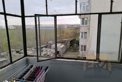 Apartament cu 2 camere decomandat în Sânmartin - 8
