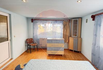 Casă cu 3 camere cu Teren 356 Mp în Central - 14