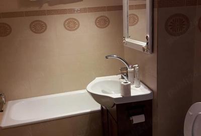 Apartament cu 3 camere decomandat în Lipovei - 3