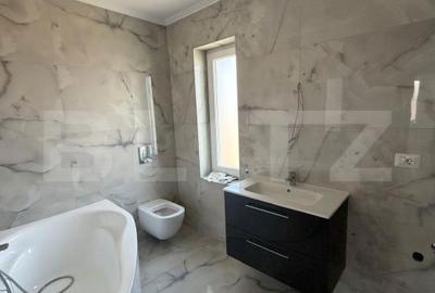 Casă cu 4 camere cu Teren 290 Mp în Ipotești