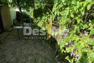 Casă individuală cu 3 camere cu Canalizare în Giulești - 19