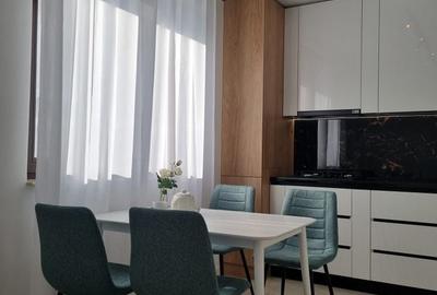 Vila tip duplex de închiriat - 5 camere - 27