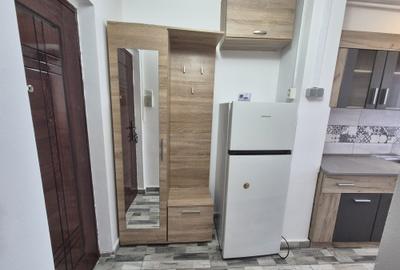 Garsonieră decomandată, mobilată în Astra - 14