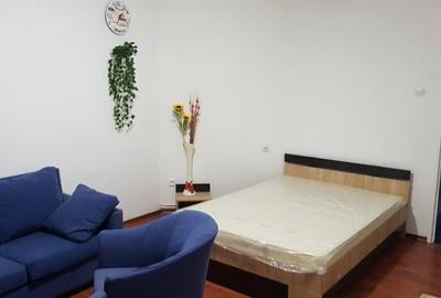 Vand ultracentral 3 camere mari +1/2 camera, Rondul Kogalniceanu -COMI Vand ultracentral 3 camere mari +1/2 camera, Rondul Kogalniceanu -COMI - 2