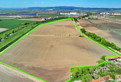 Teren Intravilan Rezidential - Turistic - 1