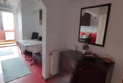 De inchiriat apartament decomandat 2 camere ultracentral Falticeni - 2