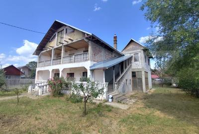 Casa 277 mp utili, 1140 mp teren, Tutora - 2