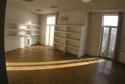 Spațiu comercial, de 400 mp, în Kogălniceanu - 1