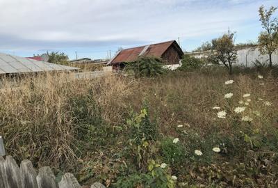 Casă cu 3 camere cu Teren 70 Mp în Central - 2