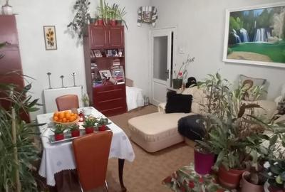 Apartament cu 2 camere decomandat în Central - 2