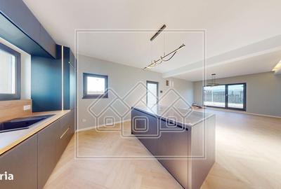 Apartament cu 4 camere în Central