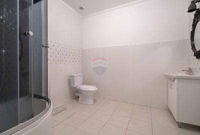 Casă individuală cu 10 camere cu Teren 925 Mp în Nufărul - 22