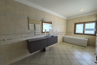 Vila de Lux in apropiere de British School - 19