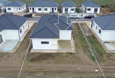 Casă cu 4 camere cu Teren 420 Mp în Mărtinești - 12