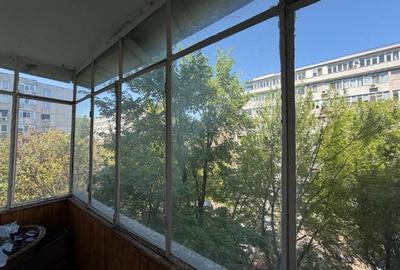 Apartament cu 4 camere decomandat, mobilat în Crângași - 12