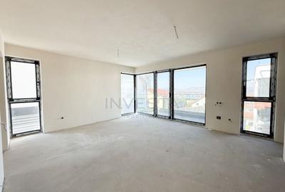 Duplex pe o strada retrasa, cu panorama deosebita! - 2
