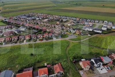 Teren de 444 mp, în Alfa - 2