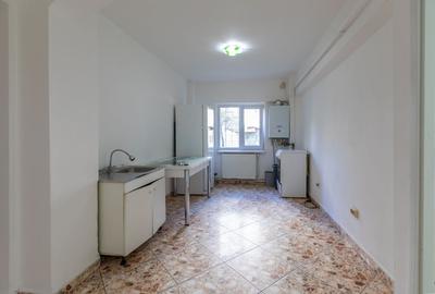 Apartament 3 camere decomandat, Mioritei - 11