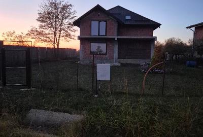 Vând casă (vilă) Adunații Copăceni Varlaam - 7