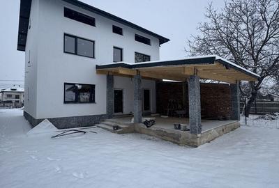 Casă cu 4 camere în Dumbrava - 5