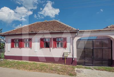 Casa cu vedere panoramica si teren generos in Alamor Jud. Sibiu - 16