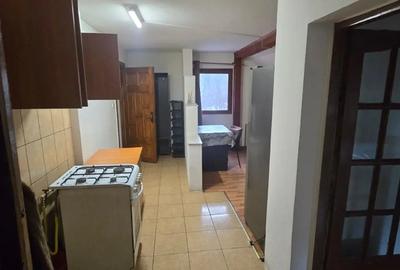 Apartament cu 2 camere decomandat în Aradului - 2