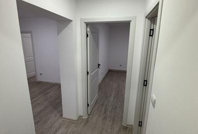 Apartament cu 3 camere decomandat în Central - 3