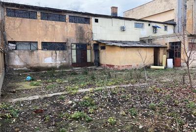 Spațiu comercial, de 636 mp, în Central - 5