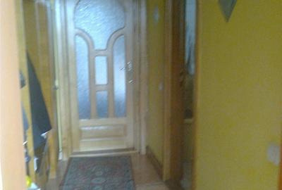 Casă cu 4 camere cu Teren 1211 Mp în Recea - 4