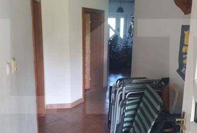 Casă cu 6 camere cu Teren 1600 Mp în Sânmihaiu Român - 9