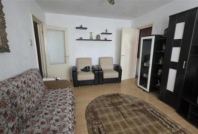 Apartament cu 2 camere semidecomandat în Rovine - 1