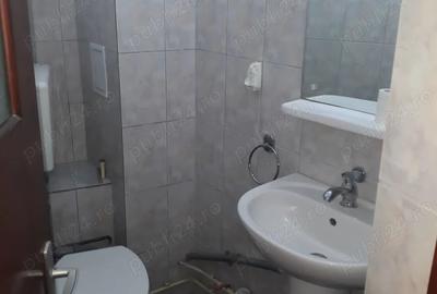 Inchiriez apartament 3 camere - 9