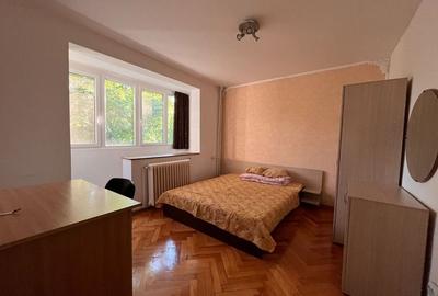 APARTAMENT CU 3 CAMERE IN CL ARADULUI la 500 euro - 12