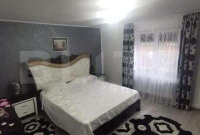 Casă cu 5 camere cu Teren 300 Mp în Rădăuți - 1