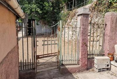 Casă cu Teren 164 Mp în Central - 8
