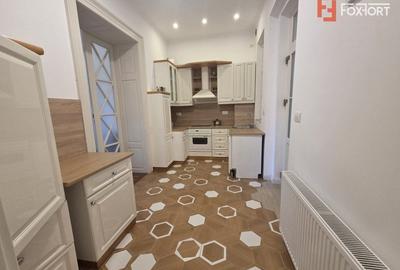 Apartament cu 2 camere, Central in cladire istorica - Arad - 6