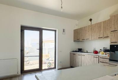 Vila cu 5 camere in Agigea- terasa generoasa la etajul 2 - 5