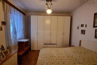 Apartament cu 4 camere semidecomandat, mobilat în 15 Noiembrie - 8