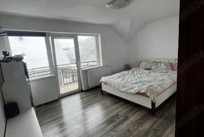 Casă cu Teren 320 Mp în Central - 1