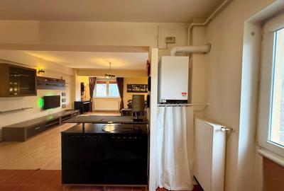 Greenfield -cartier Topaz - 2 cam - 2010 - loc parcare - curat- et 2/2 - 10