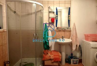 Casă individuală cu 4 camere cu Canalizare în Exterior Est - 11