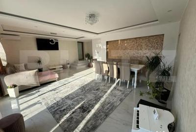 Casă cu 7 camere cu Teren 3000 Mp în Central - 16