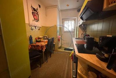 Apartament 2 camere decomandat zona Centrala - 5